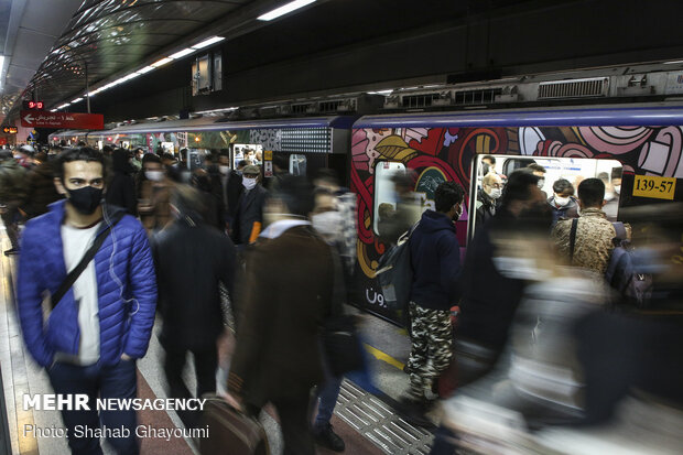 سرویس دهی خط ۵ مترو تهران به حالت عادی بازگشت