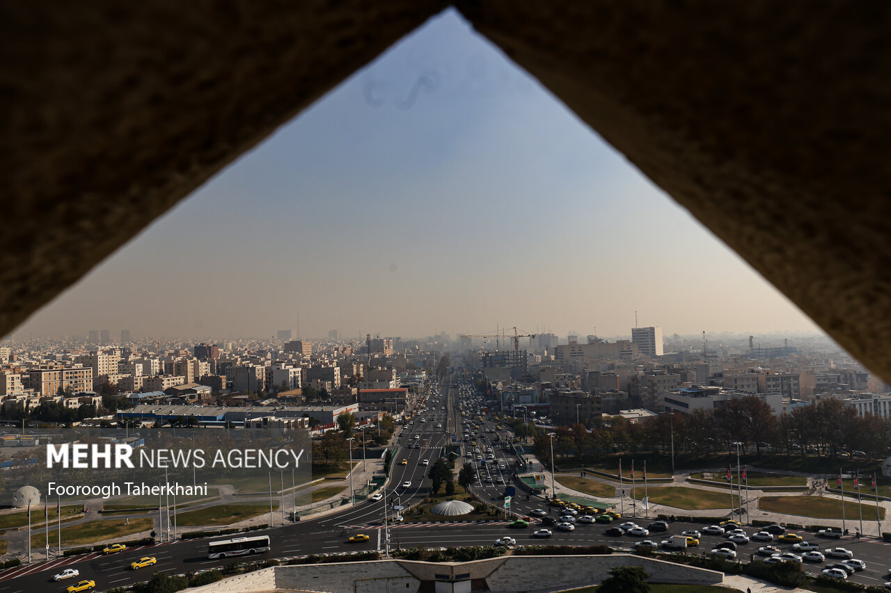 وضعیت هوای تهران نارنجی است/۱۱۵روز هوای آلوده در
پایتخت