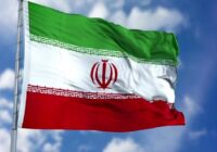اهتزاز پرچم ایران بر فراز تندیس‌های منطقه ۶ تهران
