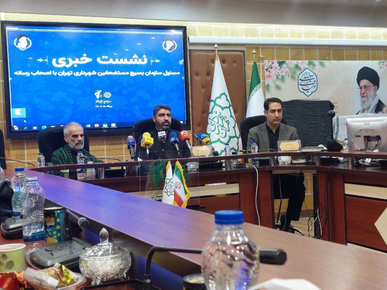 رونمایی از تابلوی جدید شهدای معابر در تهران