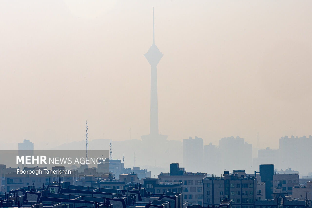 هوای تهران همچنان در وضعیت قرمز و ناسالم است