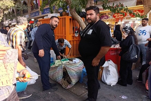 آغاز طرح ساماندهی ۲۵٠ دستفروش در محور ۱۵ خرداد