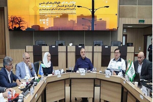 بیش از ۶۲ میلیون نفر در کشور در معرض پدیده گرد و غبار هستند