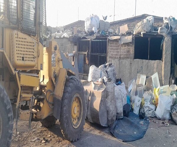 جمع‌آوری دو مرکز غیرمجاز پسماند خشک در خلازیر جنوبی