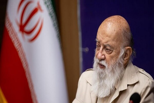 چمران: هویت ایرانی، تلفیقی از ملیت و مذهب است