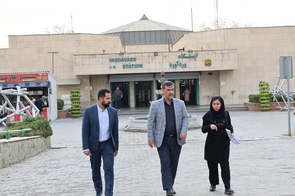 امکان تبدیل مجتمع ایستگاهی وردآورد به یک مرکز تجاری-خدماتی