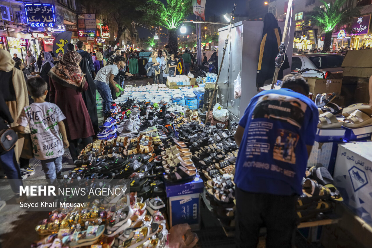 ساماندهی بساطگستران از میدان ولی عصر(عج) تا متروی ایستگاه جهاد