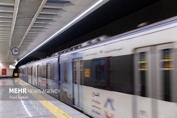 خط ۲ مترو تهران چه زمانی به پایانه شرق میرسد؟