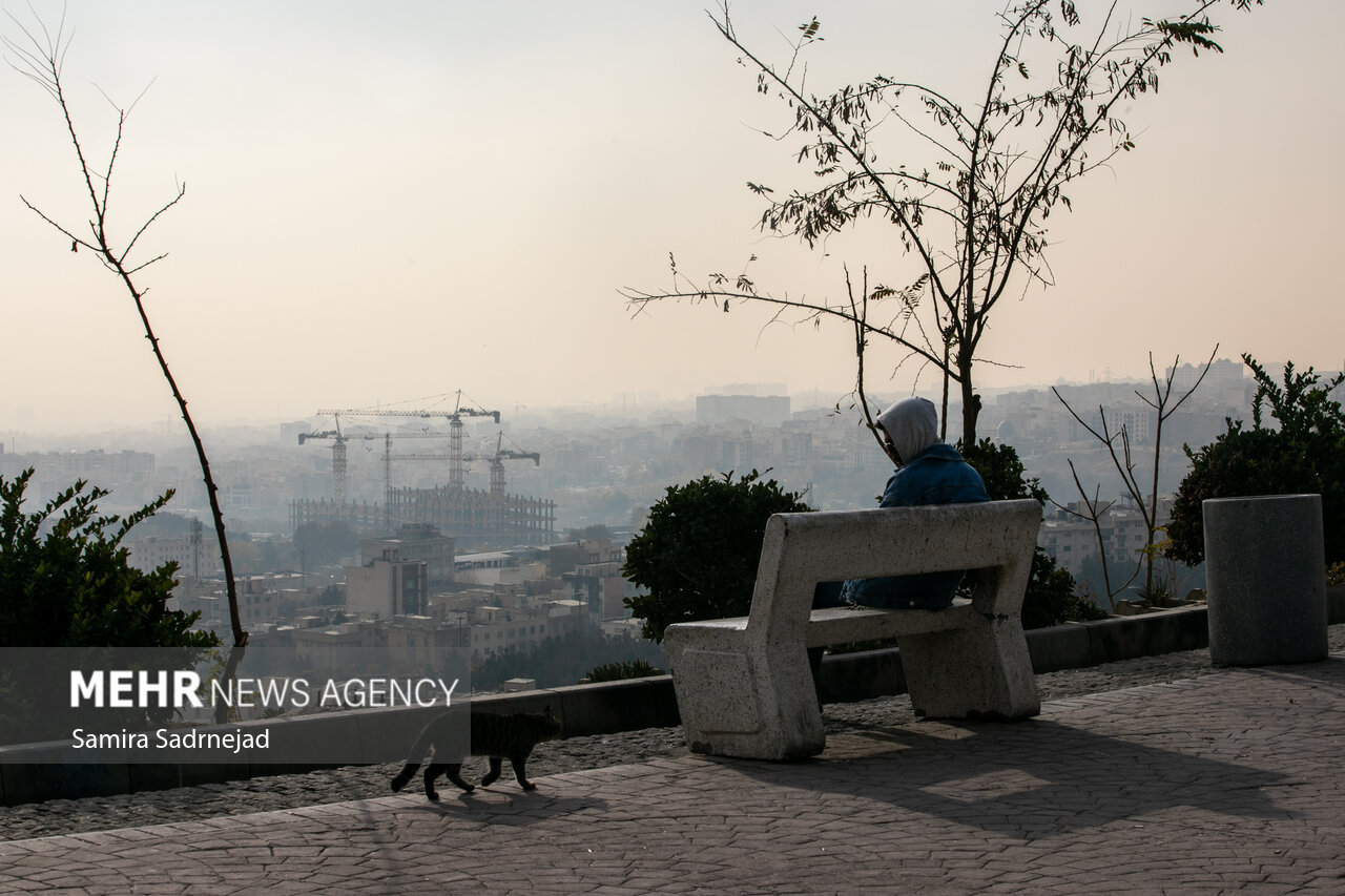 هوای تهران آلوده است