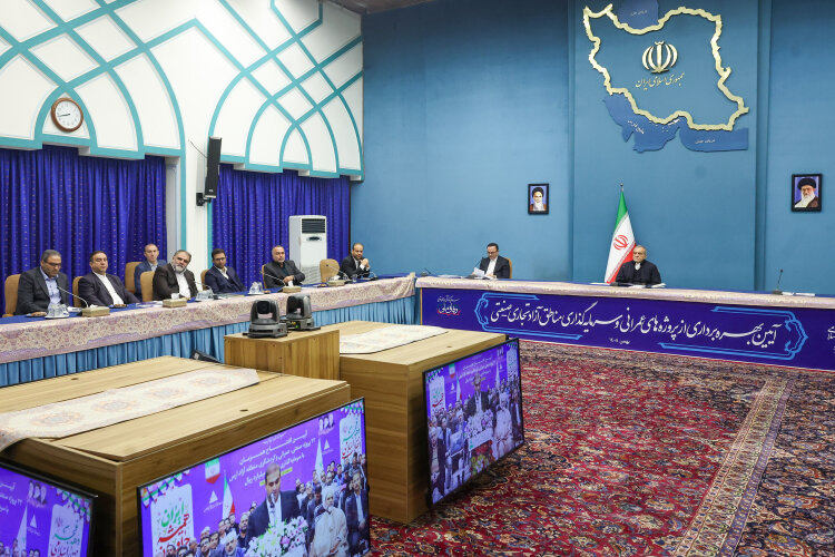 افتتاح ۱۵۹۹۷ طرح شهرداری‌ها و دهیاری‌ها با حضور پزشکیان