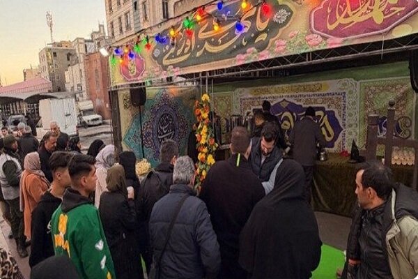 برپایی مواکب و چایخانههای نیمه شعبان در معابر و میادین تهران