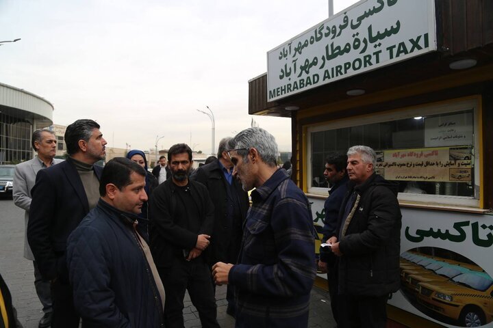 بکارگیری ون‌های جدید تاکسیرانی در فرودگاه مهرآباد