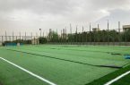 مرمت ۳۸۰۰ متر مربع از زمین های چمن مصنوعی در غرب تهران