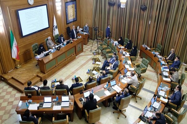 بررسی لایحه تأسیس سازمان مدیریت آب های سطحی در شورای شهر