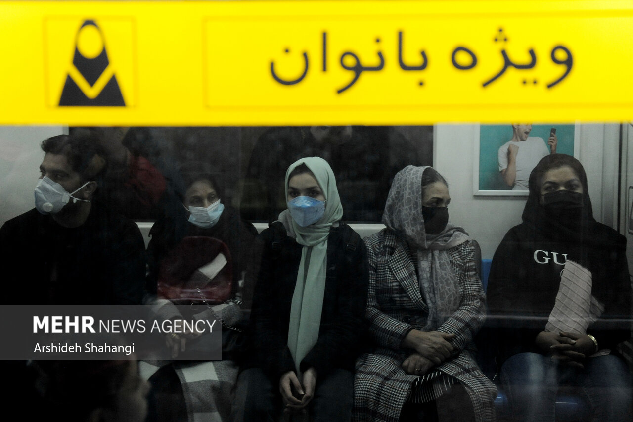طرح تذکر لسانی برای حفظ حجاب در مترو تهران آغاز شد