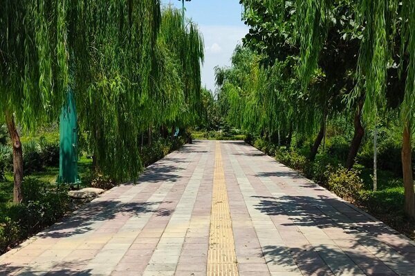 تسریع در اجرای پروژه آبرسانی به بوستان جنگلی سرخه حصار