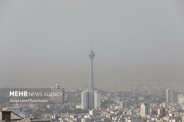 هوای تهران در مرز آلودگی است