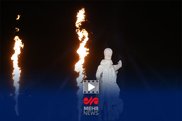 گزارش خبرنگار مهر از مراسم رونمایی مجسمه «زانوزنندگان مقابل ایران»