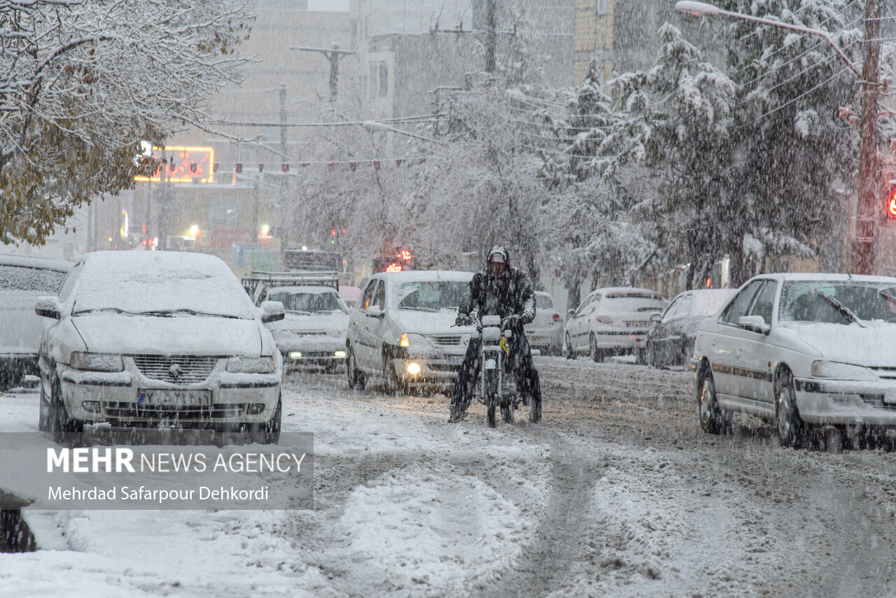 آمادهباش کامل مدیریت بحران در پی بارشهای گسترده در آذرماه