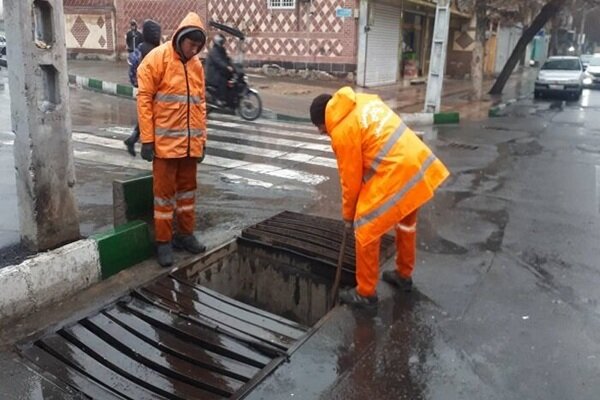 طرح لایروبی انهار تهران با آمادگی کامل در آستانه بارش‌ها ادامه دارد