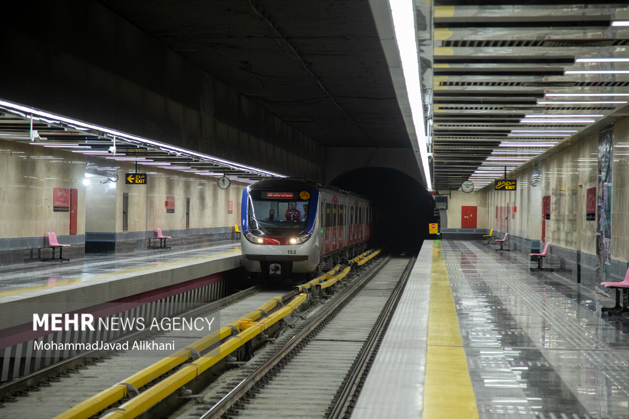 ایستگاه مترو سرباز وطن در تهران افتتاح شد
