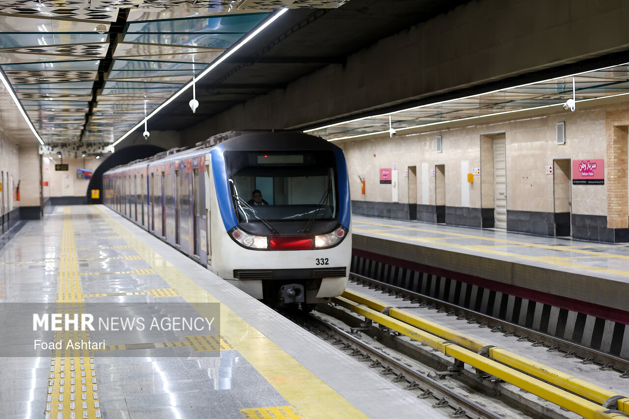 مترو تهران برای مراسم تشییع پیکرشهدای مقاومت رایگان است